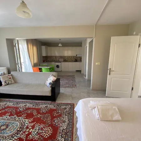 Aparthotel Neseli Bahce Cafe Seferihisar