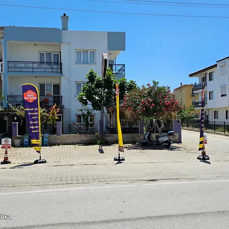 Apartmanhotel Neseli Bahce Cafe