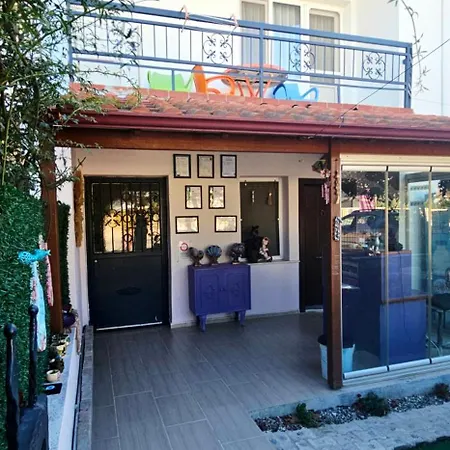 Apartmanhotel Neseli Bahce Cafe *